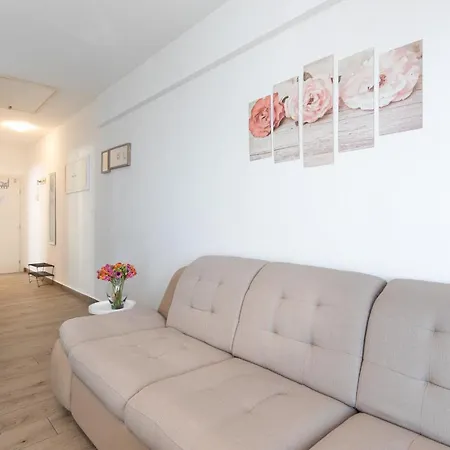Apartament Ani